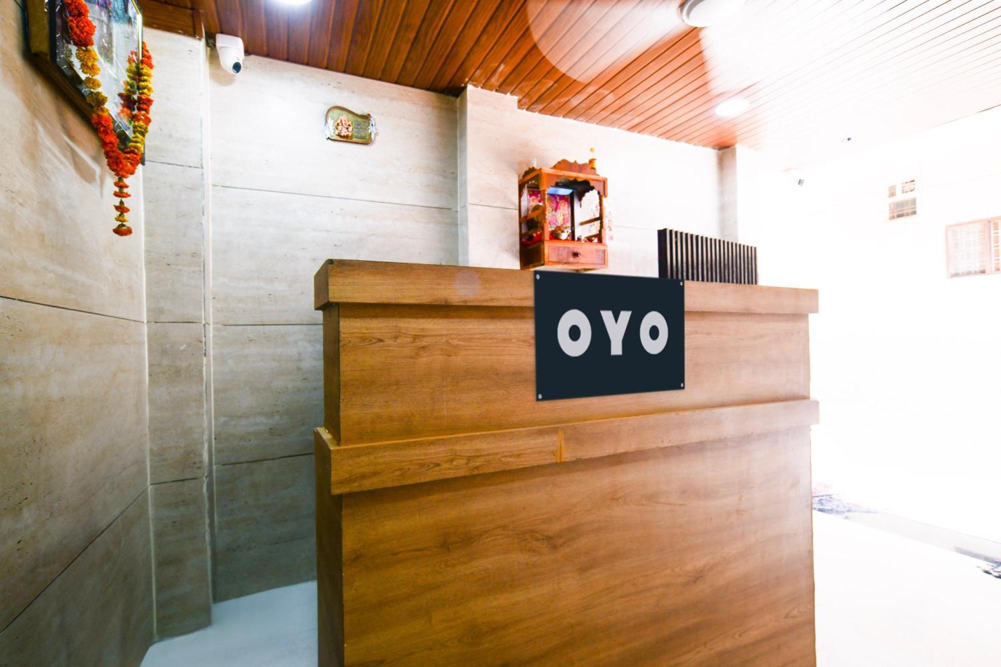 Super Hotel O D.V Near Medanta Hospital Indore Extérieur photo